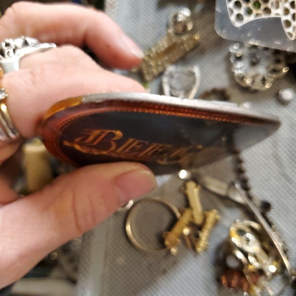 Buckle memorabilia - Picture 5 of 7